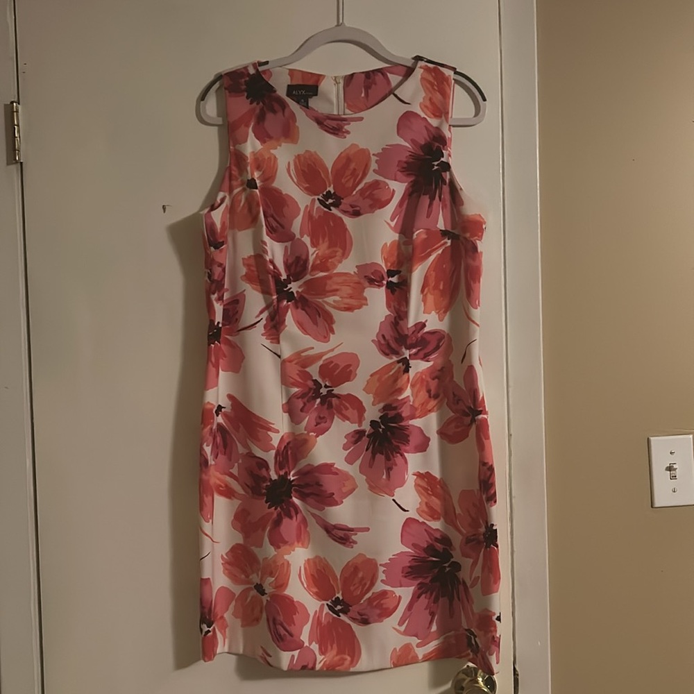 ALYX Dress
Size 16
